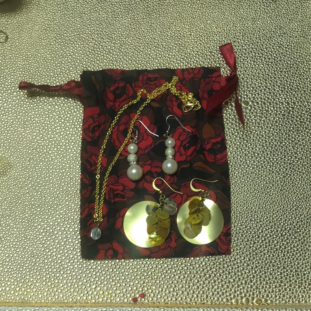 Jewelry lot